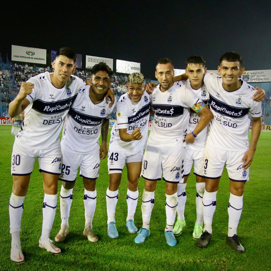 El Gimnasia de Néstor Gorosito mantiene la ilusión intacta (Foto: Prensa GELP)