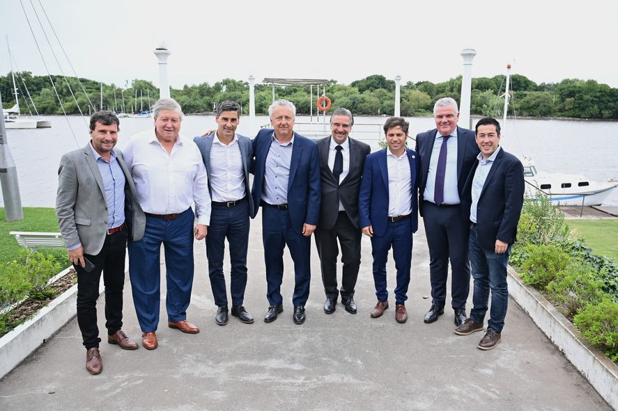 El gobernador Axel Kicillof prometió a empresarios de CAMARCO hacer el esfuerzo por mantener la obra pública. Insistió con la pelea por la coparticipación. El gobernador Axel Kicillof prometió a empresarios de CAMARCO hacer el esfuerzo por mantener la obra pública. Insistió con la pelea por la coparticipación.