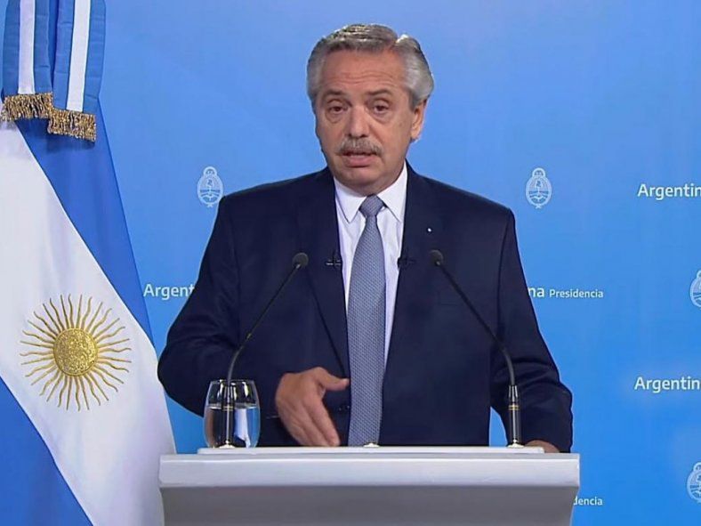 Reapareció Alberto Fernández: “No hablo porque no soy candidato” Reapareció Alberto Fernández: “No hablo porque no soy candidato”