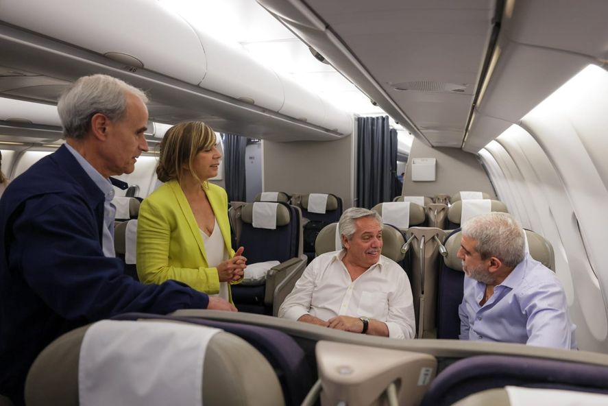 El presidente Alberto Fernández partió el sábado por la noche a Estados Unidos y se reunirá con la titular del FMI, Kristalina Georgieva. 