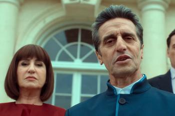Netflix lanzó el tráiler de la segunda temporada de la serie argentina El Reino.
