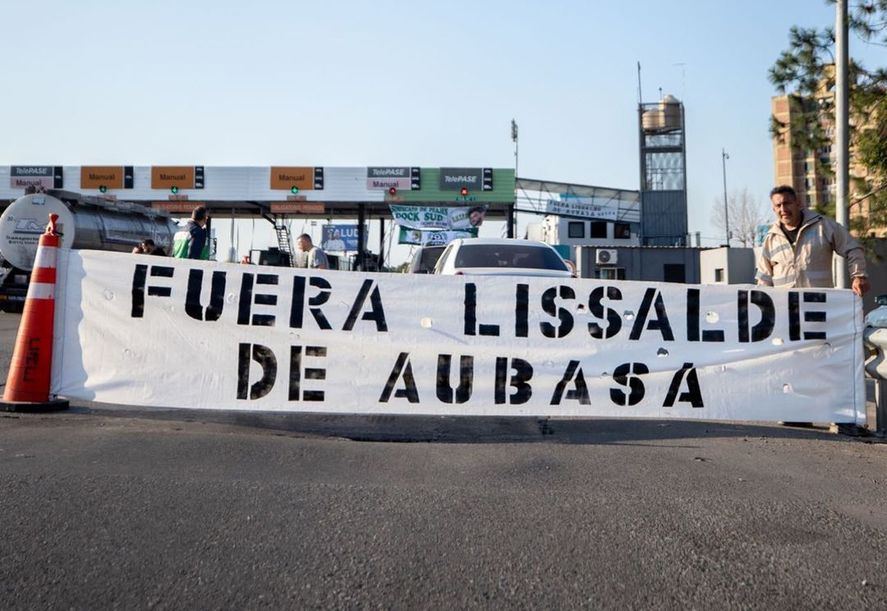 Nuevamente los peajes de AUBASA amanecieron con las barreras levantadas