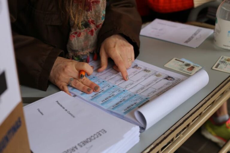 Elecciones: cómo justificar que no votaste y evitar la multa