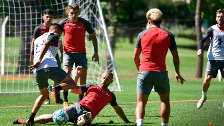 Estudiantes dio la lista con el primer regreso
