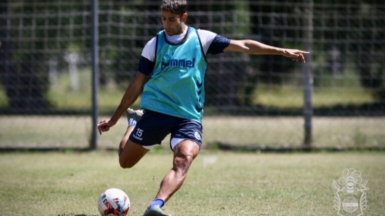 Gimnasia entrenó y Néstor Gorosito definió el once titular
