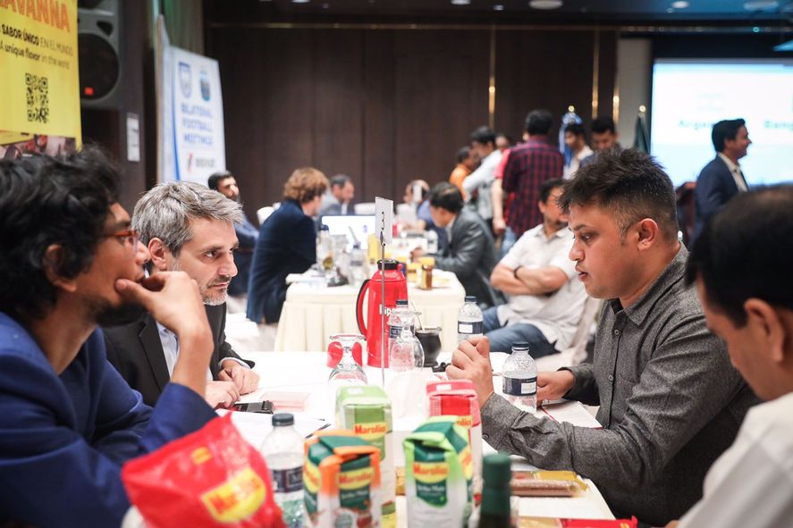 Se firmó un convenio para agilizar el ingreso de productos nacionales en Bangladesh