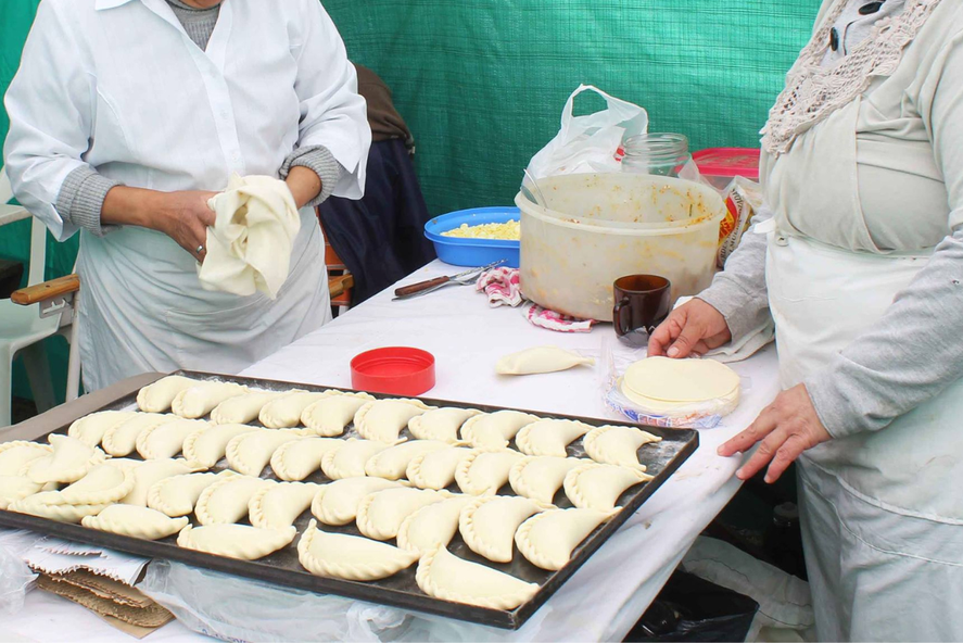 Este fin de semana, Santa Elena realizará la décima edición de la Fiesta Regional de la Empanada Costera, con diversas propuestas musicales y gastronómicas.