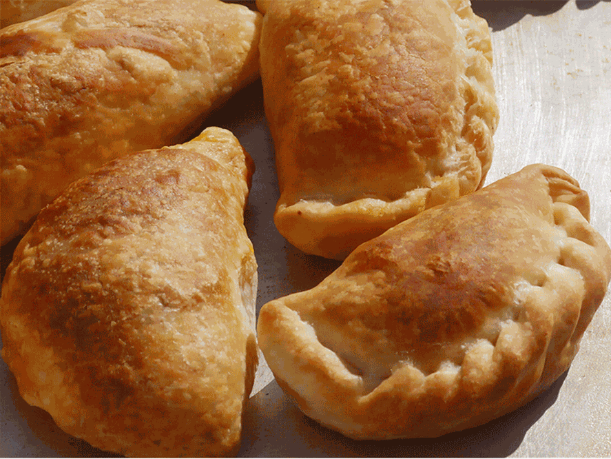 Recetas fáciles y ricas de comidas tradicionales para celebrar este 25 de mayo.