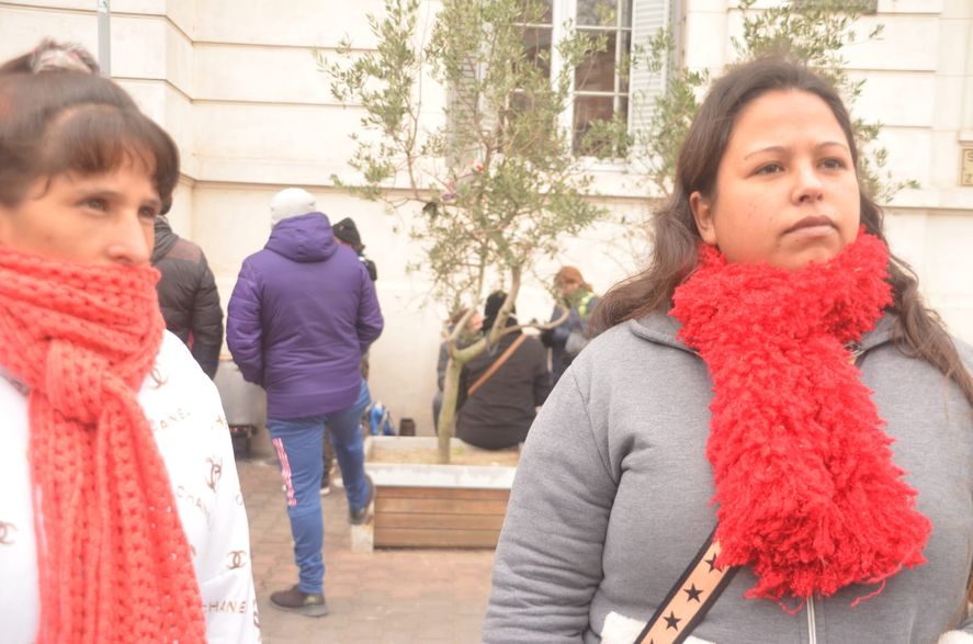 En Olavarría, familias tomaron terrenos y reclamaron por viviendas. En Olavarría, familias tomaron terrenos y reclamaron por viviendas.