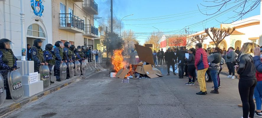 Laprida quedó bajó conmoción total por el crimen de Daiana Abregú en la comisaría