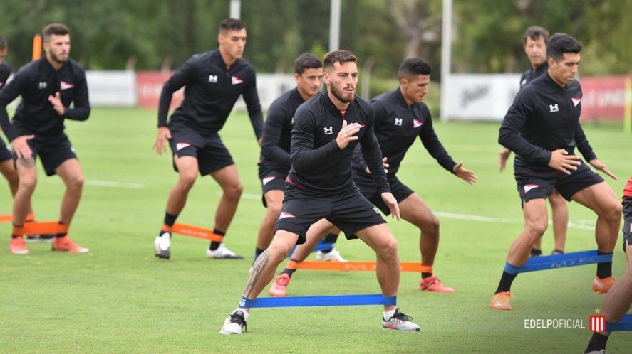 Estudiantes se prepara para un partido exigente ante Central Córdoba.