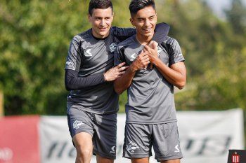 Estudiantes pensando en el duelo ante Puerto Nuevo por Copa Argentina.