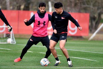 Estudiantes entrena en el Country de City Bell.