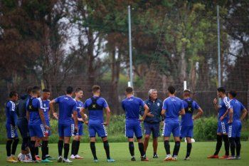 Gimnasia hará fútbol en Abasto pensando en Platense. Guillermo Fratta puede volver.