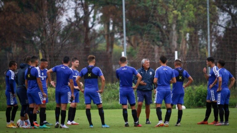 Gimnasia entrenó y Néstor Gorosito tiene todo definido