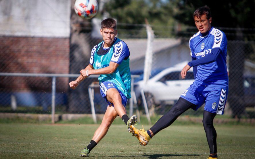Domínguez y Chávez, dos pibes que piden pista en Gimnasia (Foto: Prensa GELP).