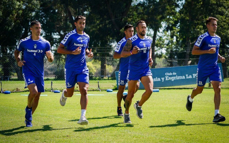 Gimnasia entrena y Néstor Gorosito busca el equipo (Foto: Prensa GELP).