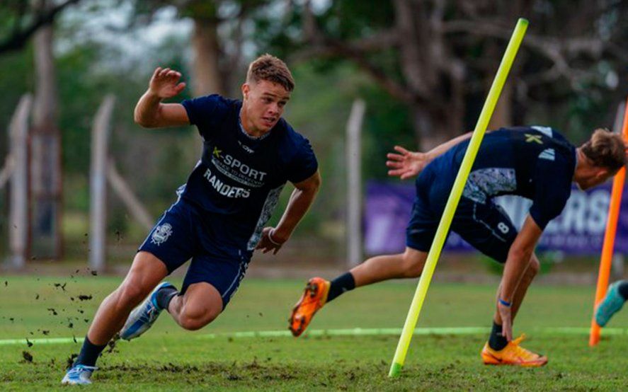 Ignacio Miramón en una práctica de Gimnasia. (Foto: prensa GELP)