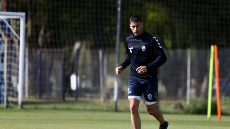 Gimnasia sigue trabajando el equipo en Abasto