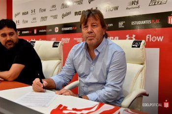 Todo okey entre Zielinski y Estudiantes.
