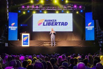 desde un boliche porteno, jose luis espert se lanzo como candidato a gobernador bonaerense