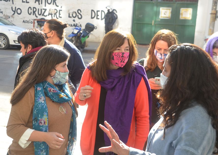 Estela Díaz le apuntó a Fernando Iglesias por sus dichos sobre Florencia Peña