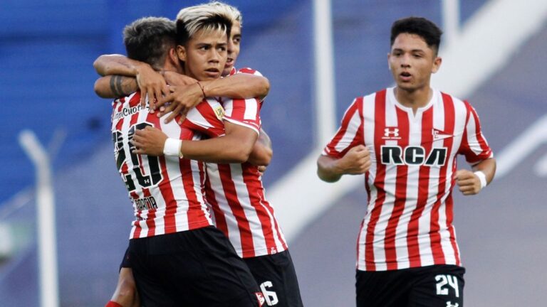 Estudiantes pasó de la sequía a la lluvia de goles