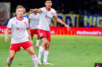 Estudiantes no podrá contar con Santiago Ascacíbar en el partido ante Colón por llegar a la quinta amarilla 
