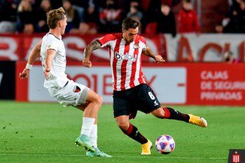 Estudiantes la pasó mal y fue goleado por Colón en UNO.