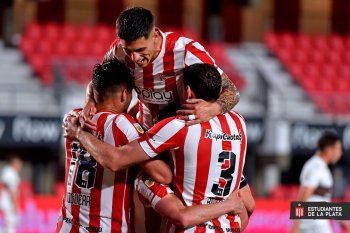 Estudiantes, bien posicionado para clasificar a la Sudamericana, sueña con la Libertadores.