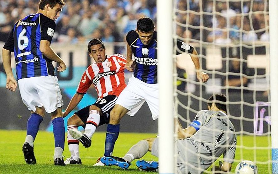 El último triunfo de Estudiantes ante Racing en Avellaneda fue en 2012.