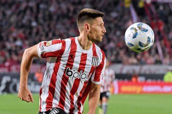 el club del desgarro: federico fernandez, otra baja para dominguez
