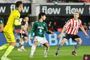 Santiago Ascacíbar en el partido entre Estudiantes y Sarmiento. (Foto: prensa EDLP) Santiago Ascacíbar en el partido entre Estudiantes y Sarmiento. (Foto: prensa EDLP)