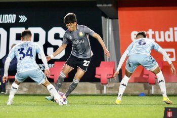 Nicolás Palavecino en Estudiantes vs. Racing por la Liga Profesional