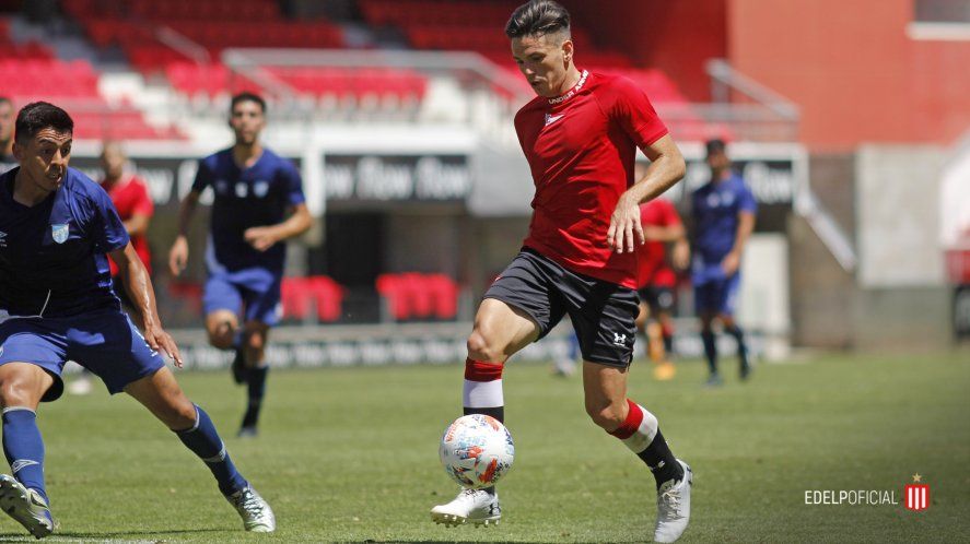 Estudiantes se midió ante Atlético de Tucumán, pensando en el debut ante River