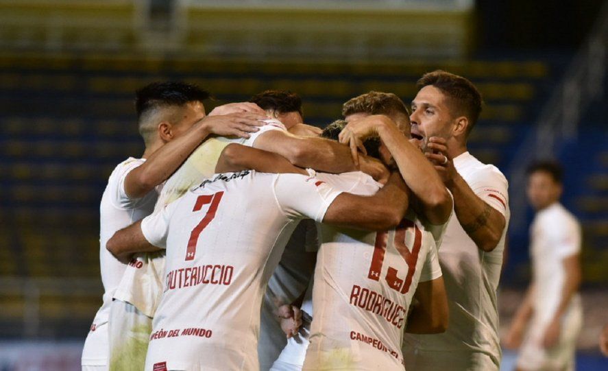 Estudiantes festejó en el Gigante de Arroyito ante Rosario Central