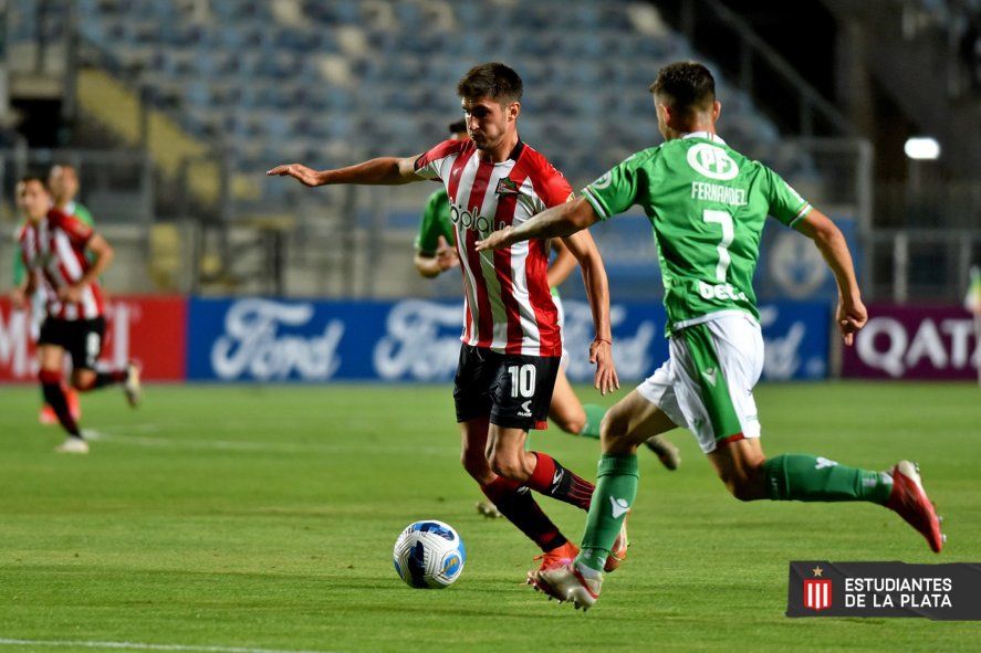 Estudiantes en su visita a Audax Italiano por Copa Libertadores (Foto: prensa EDLP).