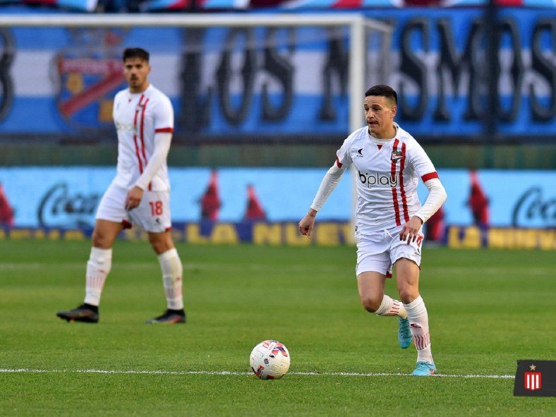 Estudiantes llegó a Sarandí para jugar ante Arsenal por el torneo de la Liga Profesional (Prensa EDLP)