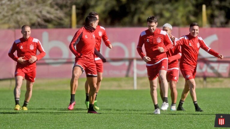 Estudiantes empezó a entrenar pensando en Godoy Cruz