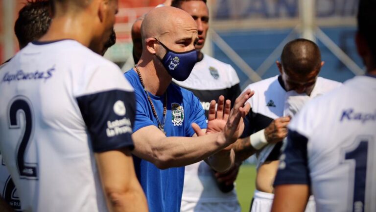 Gimnasia comenzó un octubre recargado