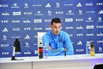 Lionel Scaloni en conferencia de prensa previo al viaje a Bolivia FOTO: (@Argentina)