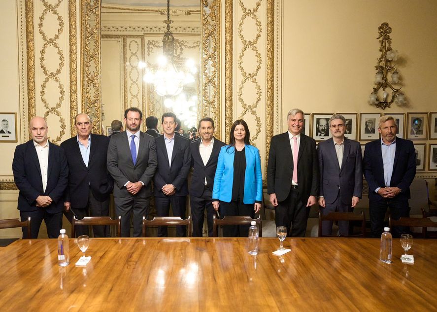 La propuesta de Sergio Massa de ir a un gobierno de unidad nacional generó repercusión y un periodista de TN ensayó un ejemplo.