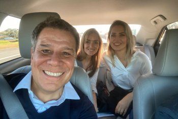 Facundo Manes y Carolina Losada compartieron auto para llegar a la convención nacional de la UCR.