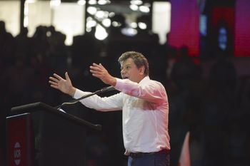 Facundo Manes retoma la escena con el relanzamiento de una patriada