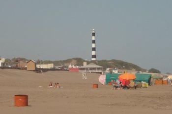 quejas por lo poco que abren al publico el faro de claromeco