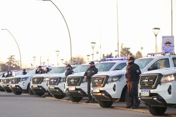 La Provincia puso fuerzas especiales de seguridad para reforzar los puntos calientes del conurbano. La Provincia puso fuerzas especiales de seguridad para reforzar los puntos calientes del conurbano.