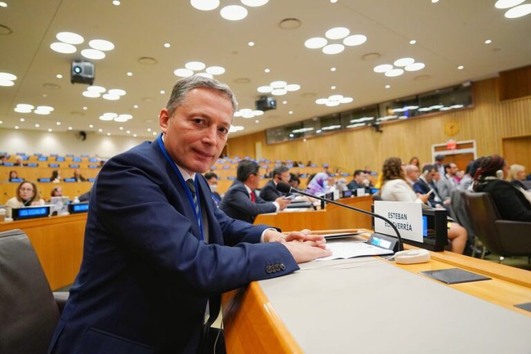 El intendente Fernando Gray expuso en la sede de la ONU