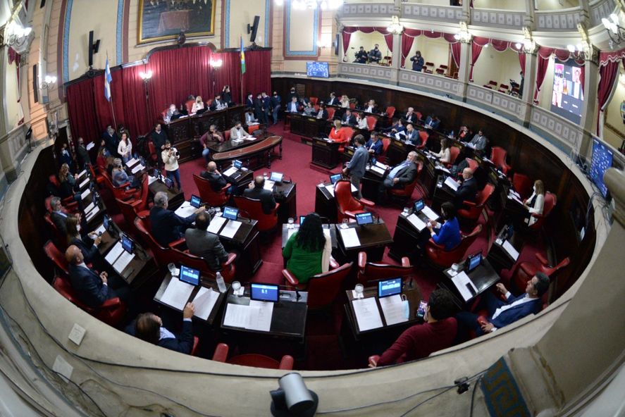 El gobernador Axel Kicillof envió una serie de 33 pliegos judiciales que se suman a otros 5 que aún están en comisión en la Cámara alta.