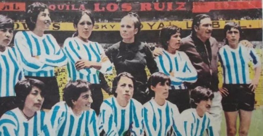 Las 11 titulares del fútbol femenino nacional el 21/8/1971 (Foto: Facebook