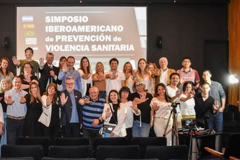 una encuesta realizada por femeba revelo que el ultimo ano el 40% de los medicos sufrio violencia en el trabajo